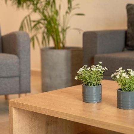 Romanza Kavros Appartement Paralia Kourna Buitenkant foto