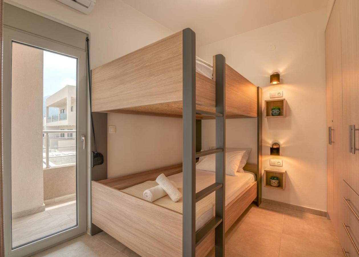Romanza Kavros Appartement Paralia Kourna Buitenkant foto